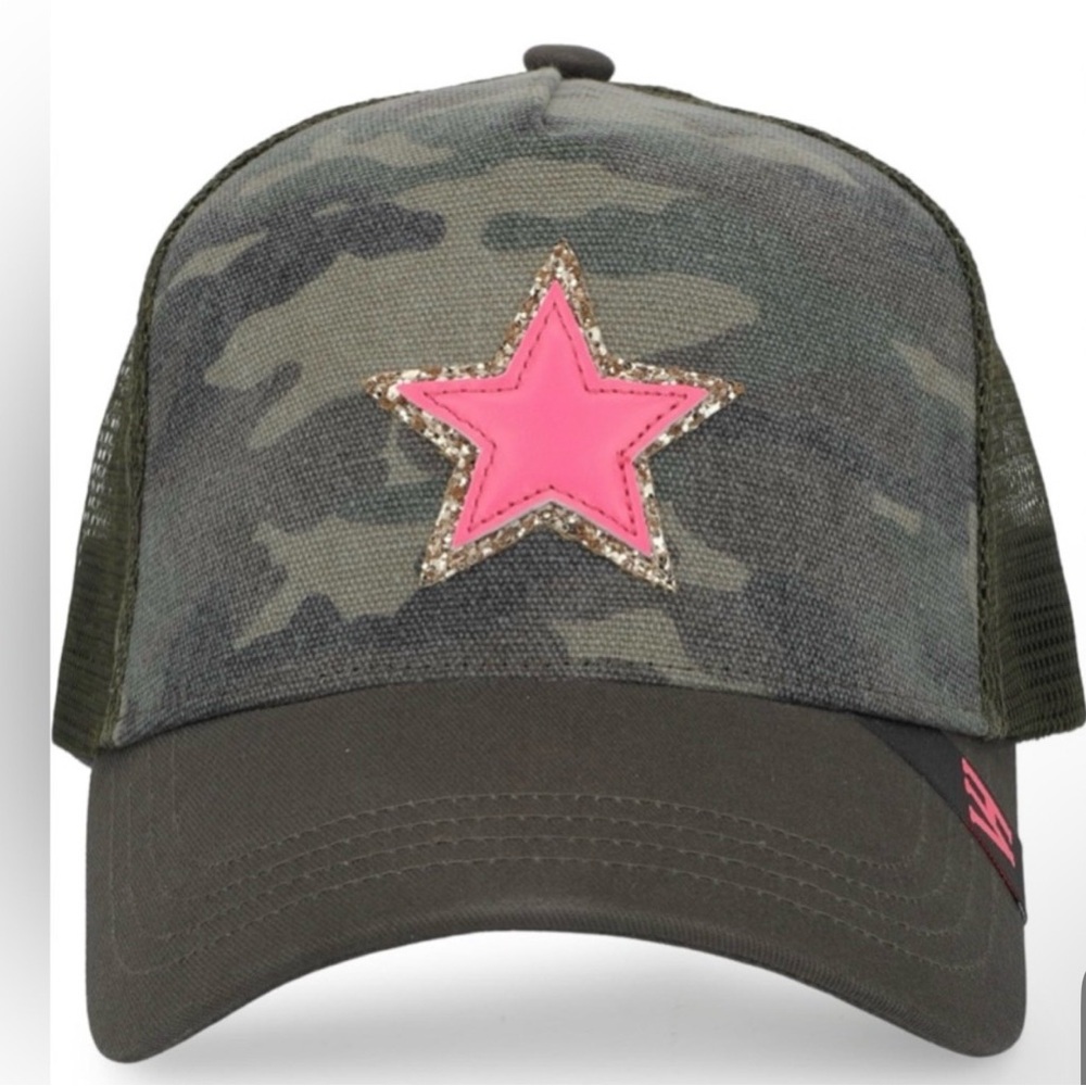 NWT Vintage Havana with Pink Star